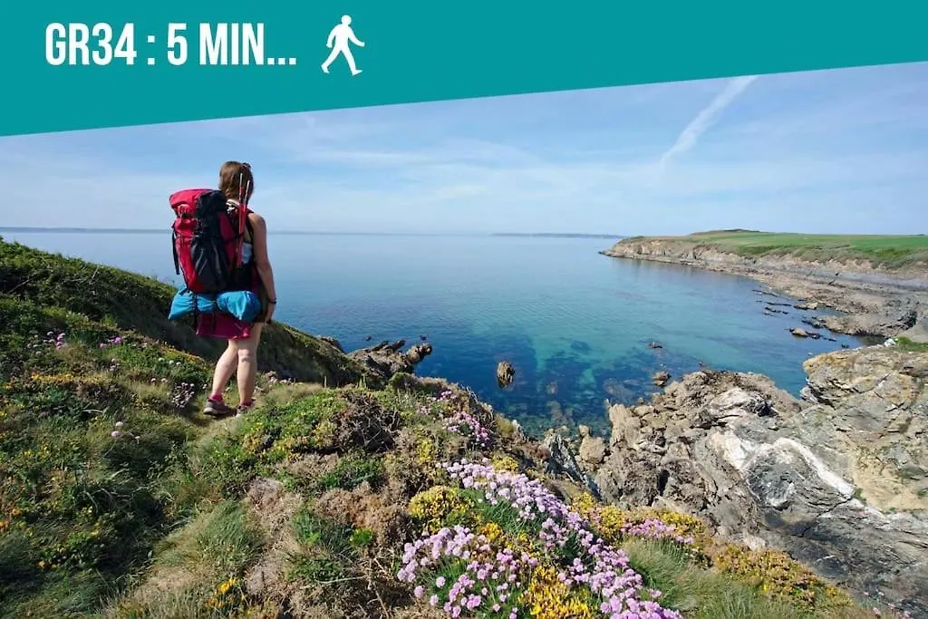 Ar Mervent/Plage A Pieds Crozon Holiday home